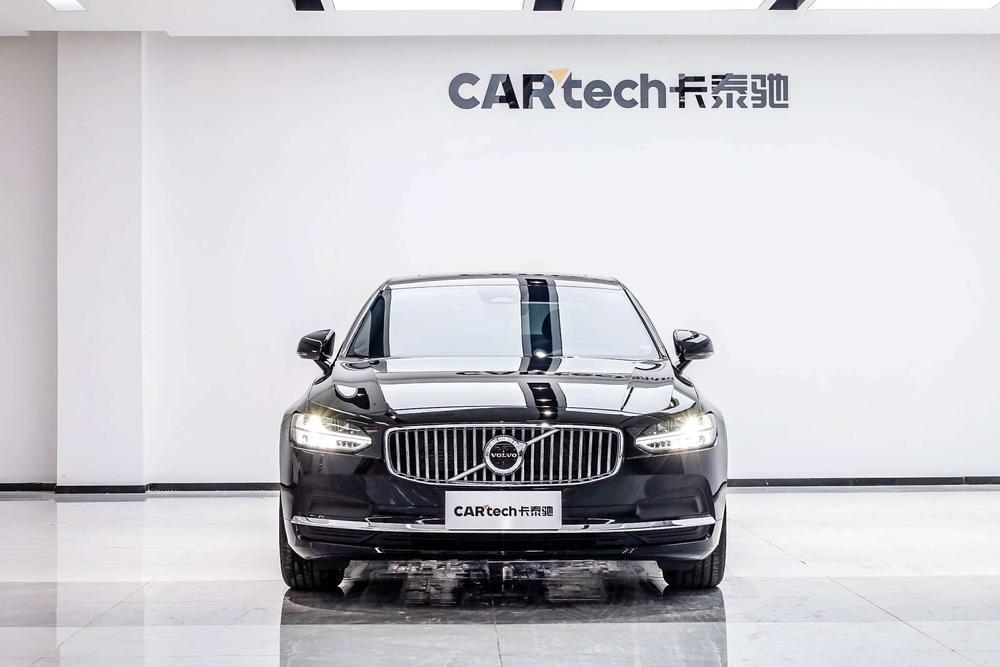 Volvo S90 2024 B5 Smart Luxury