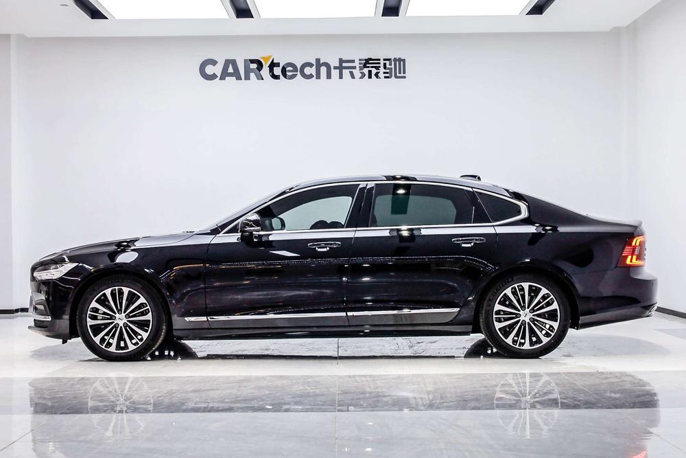 Volvo S90 2024 B5 Smart Luxury