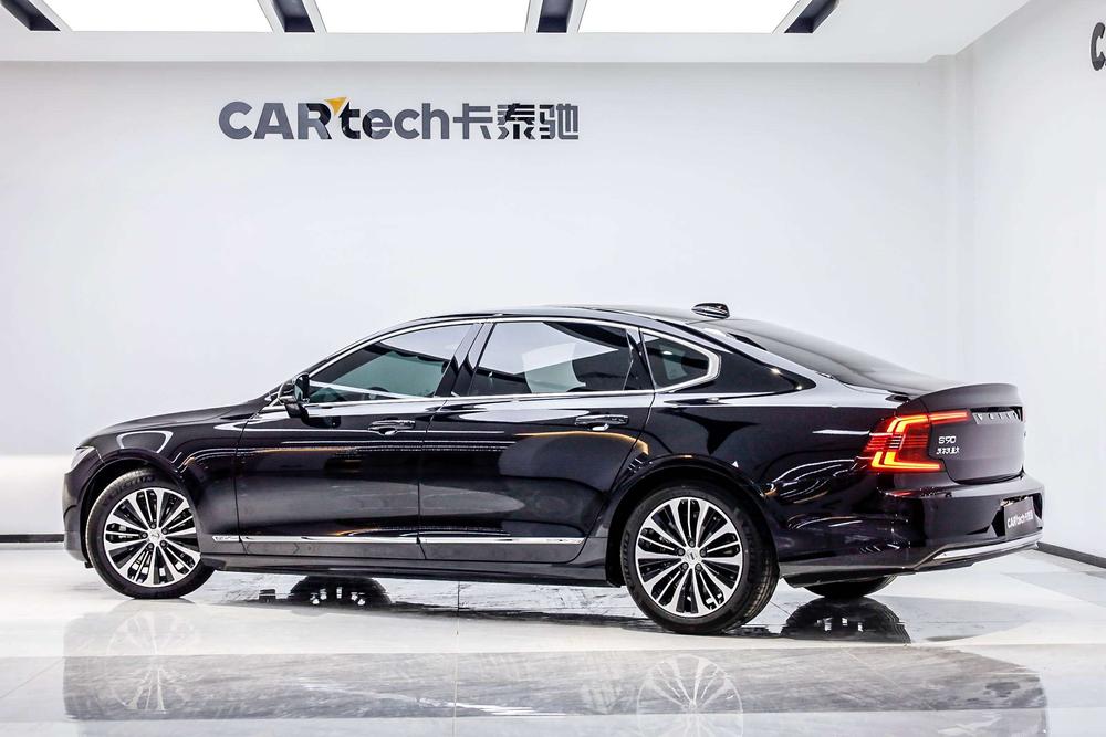 Volvo S90 2024 B5 Smart Luxury