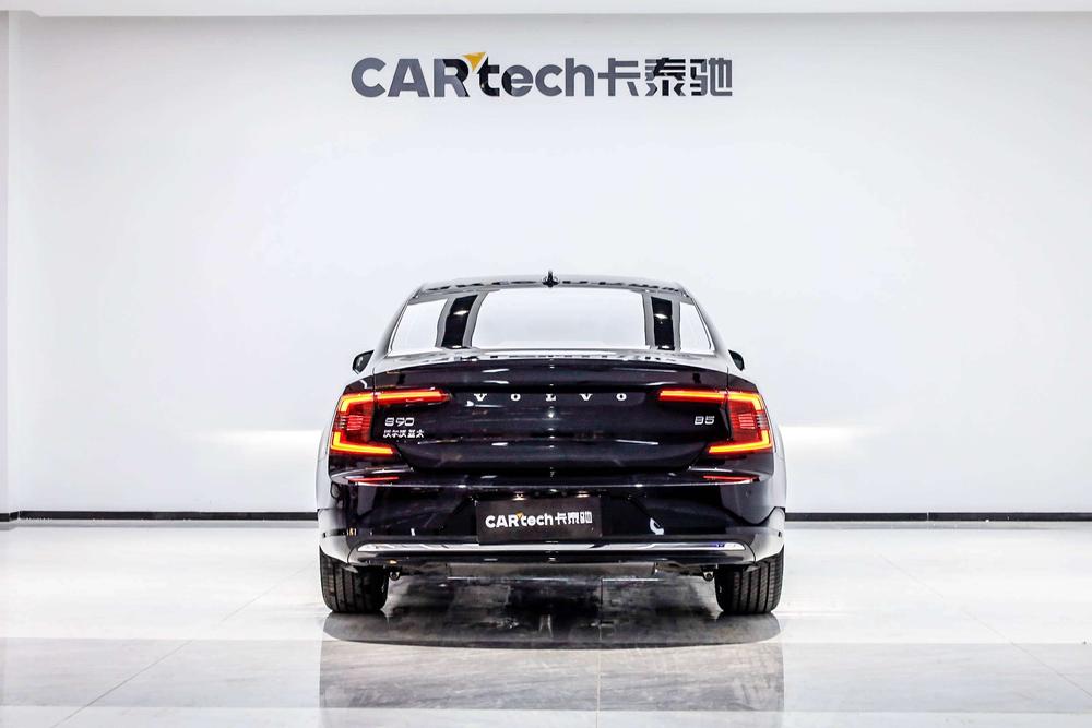 Volvo S90 2024 B5 Smart Luxury – фото 5