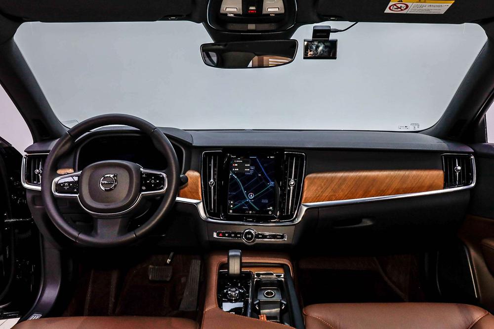 Volvo S90 2024 B5 Smart Luxury – фото 26