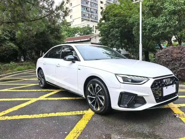 Audi A4 L 2023 Model 40 TFSI Fashion Dynamic Model – фото 3