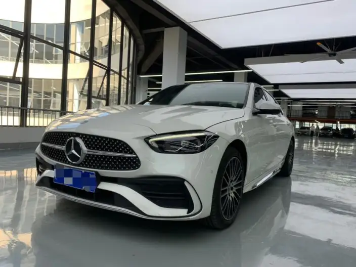 Mercedes-Benz C-Class 2023 Model C 260 L Sports Edition – фото 1