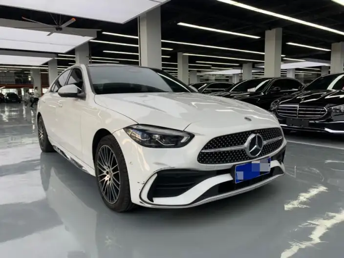 Mercedes-Benz C-Class 2023 Model C 260 L Sports Edition – фото 3