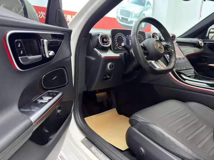 Mercedes-Benz C-Class 2023 Model C 260 L Sports Edition – фото 9