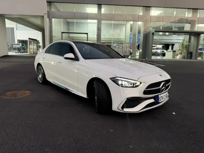 Mercedes-Benz C-Class 2023 Model C 260 L Sports Edition – фото 3