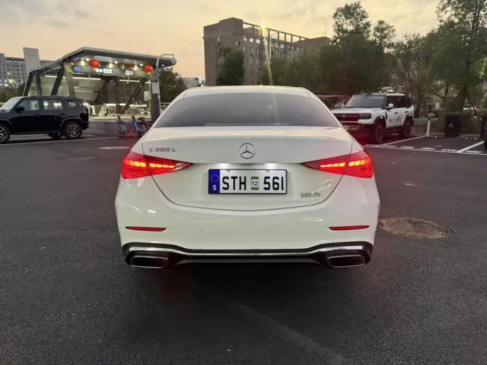 Mercedes-Benz C-Class 2023 Model C 260 L Sports Edition – фото 5