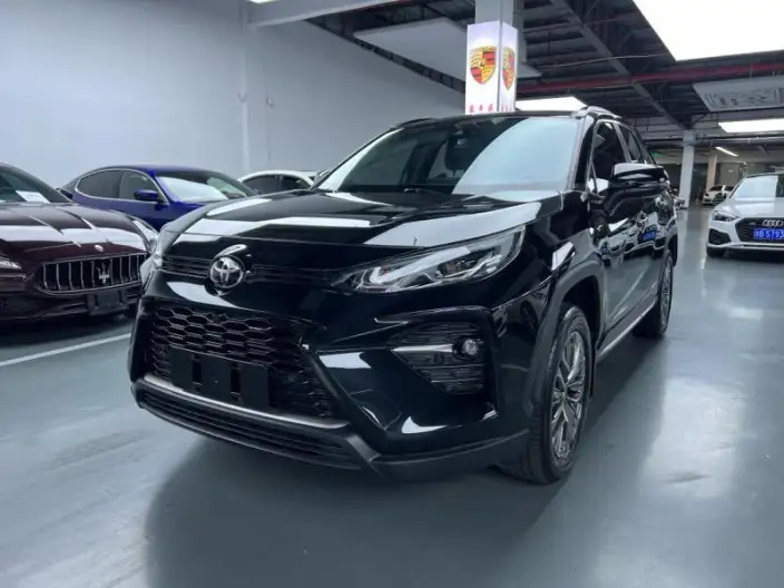 Toyota Wildlander 2023 Model 2.0L 2WD Luxury PLUS Edition – фото 1