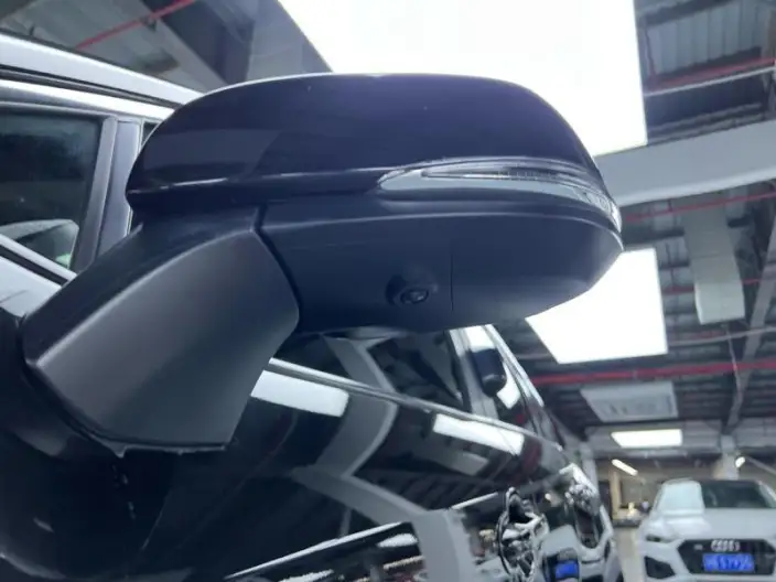 Toyota Wildlander 2023 Model 2.0L 2WD Luxury PLUS Edition – фото 10