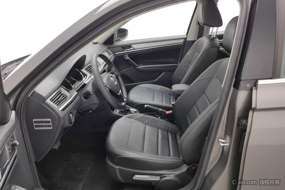 Volkswagen Bora 2016 1.6L Automatic Comfort – фото 17