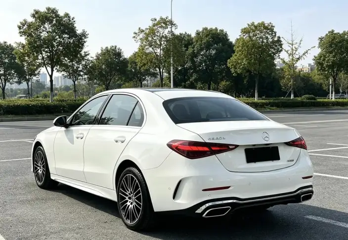 Mercedes-Benz C-Class 2026 Model C 260 L Sports sedan – фото 4