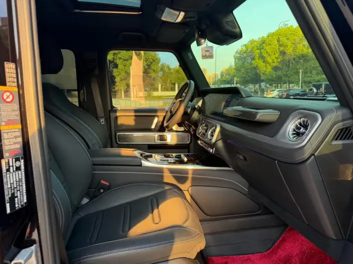 Mercedes-Benz G-Class 2025 Model G 500 – фото 10