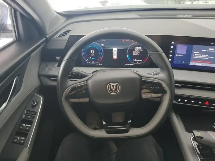 Changan CS75 PLUS 2022 Model Second generation 2.0T Automatic Noble Model – фото 8