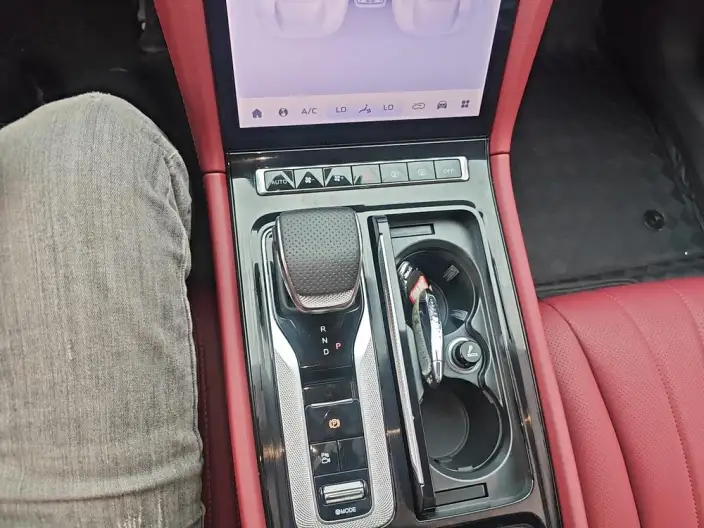 Hongqi H5 PHEV 2025 Model 130 Chao Hybrid Edition – фото 9