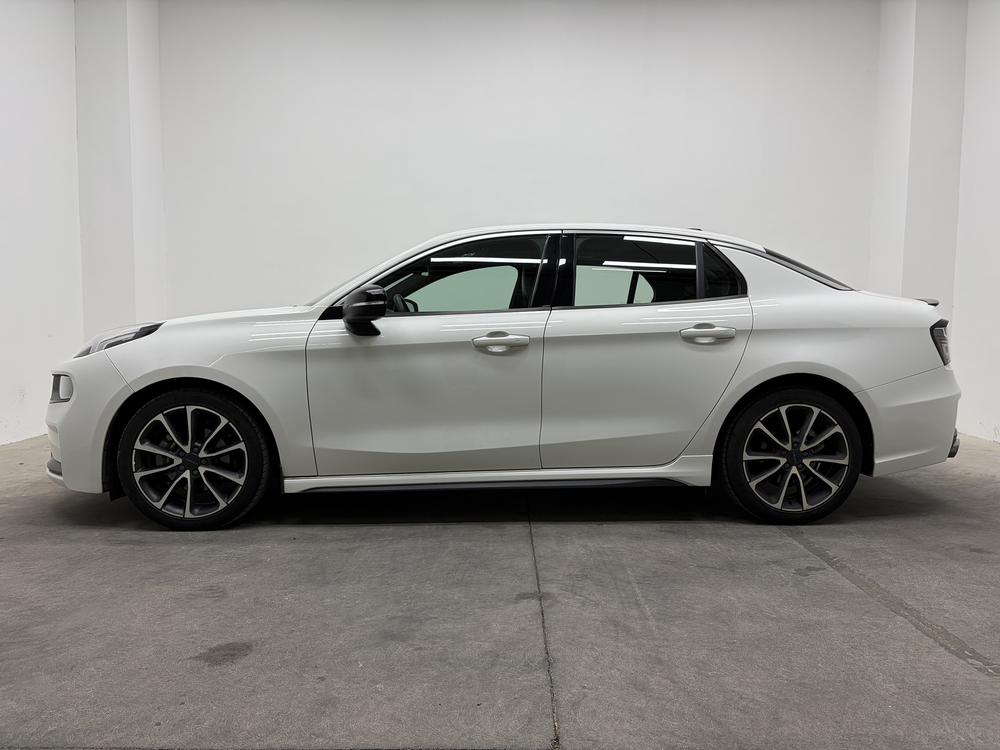 Lynk & Co 03 2019 1.5TD DCT Jin Edition