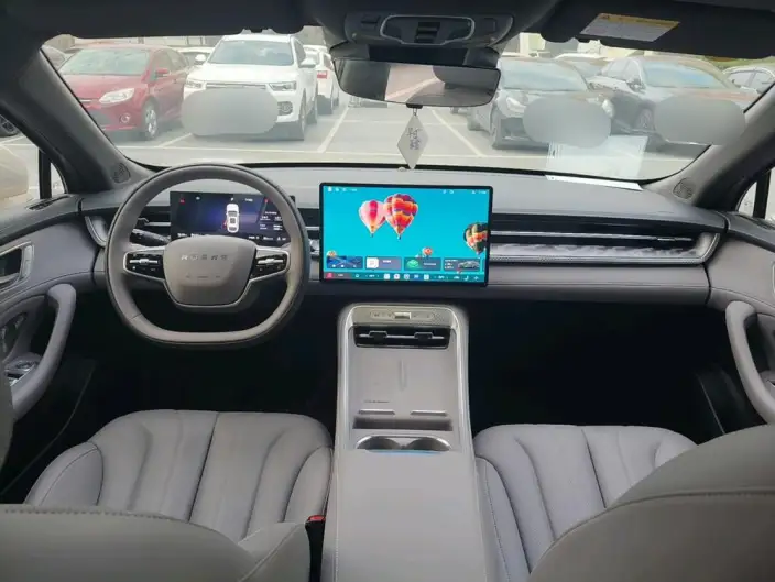 Roewe M7 DMH 2025 Model 160km Premium – фото 6