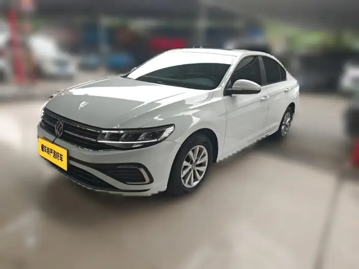 Volkswagen Bora 2023 Model 1.5L Automatic Smooth Ride Limited edition – фото 1