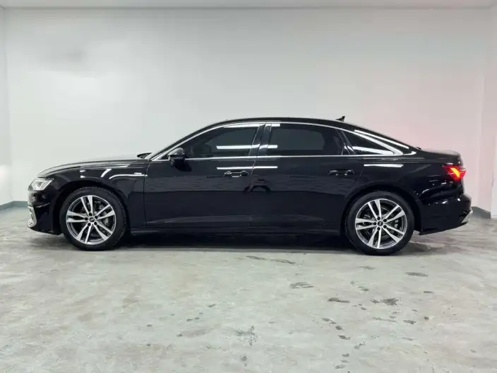 Audi A6L 2025 Model 40 TFSI Luxury Dynamic Model – фото 4