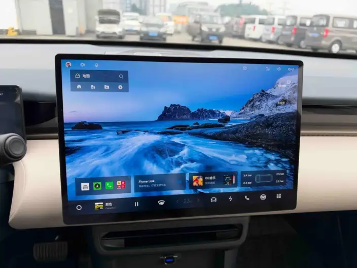 Lynk & Co 20 2025 Model Z20 530km Rear Drive Pro – фото 5