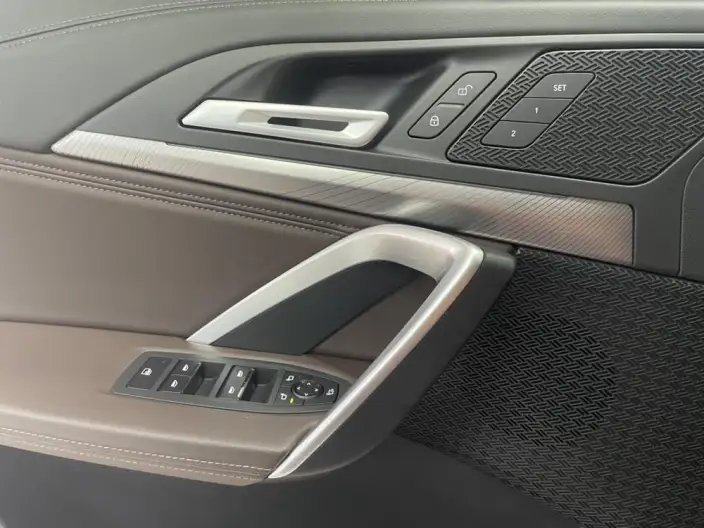 BMW iX 1 2024 Model eDrive25L M Sports Set – фото 9