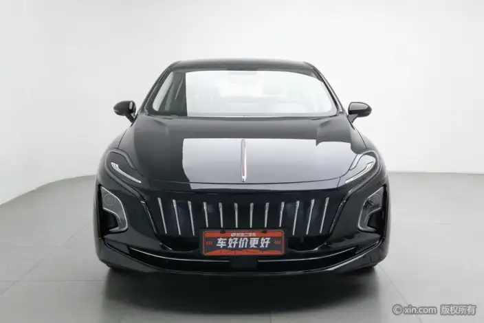 Hongqi E-QM5 2023 Model 620KM PLUS Edition