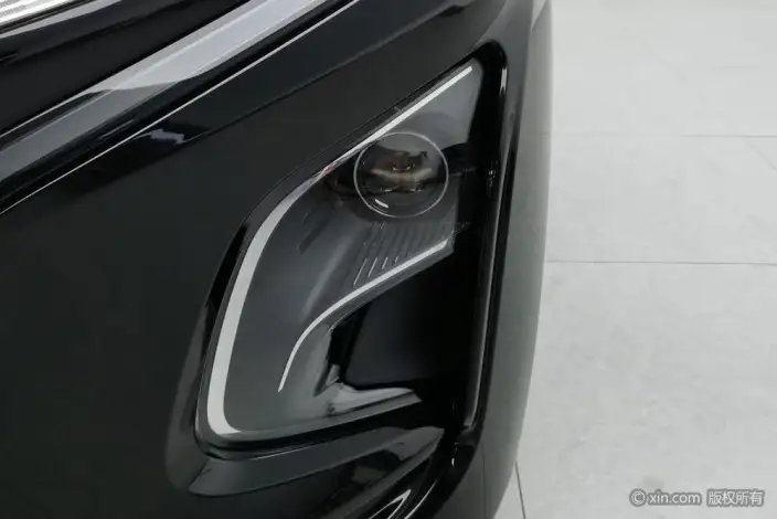 Hongqi E-QM5 2023 Model 620KM PLUS Edition – фото 7