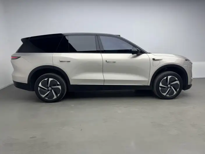 NIO ES8 2024 Model 75kWh Executive Edition – фото 8