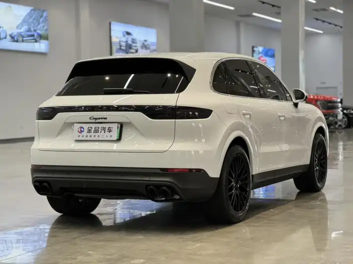 Cayenne E-Hybrid 2021 Model Cayenne E-Hybrid 2.0T – фото 6