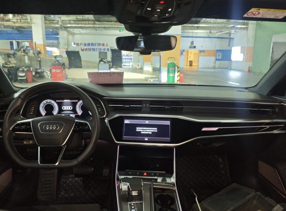 Audi A6L 2022 55 TFSI quattro Exclusive Dynamic – фото 6