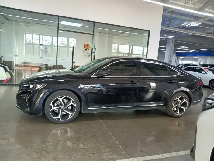 Volkswagen Passat 2024 Model 330TSI Starry sky Elite Edition – фото 3