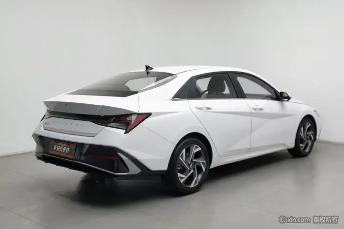 Hyundai Ioniq 2023 Model 1.5L CVT LUX Premium Edition