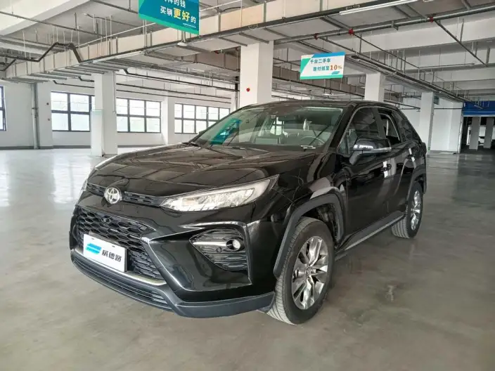 Toyota Wildlander 2022 Model 2.0L 2WD Luxury PLUS Edition – фото 1