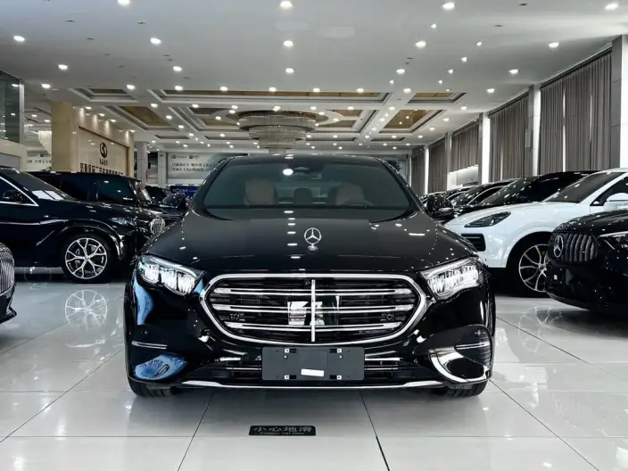 Mercedes-Benz E-Class 2025 Model E 260 L sedan – фото 2
