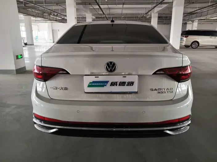 Volkswagen Sagitar 2023 Model 300TSI DSG Superior Edition – фото 5