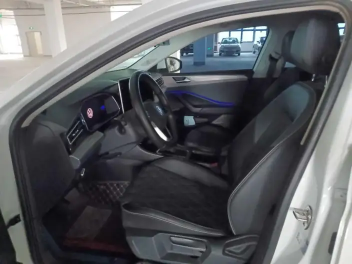 Volkswagen Sagitar 2023 Model 300TSI DSG Superior Edition – фото 9