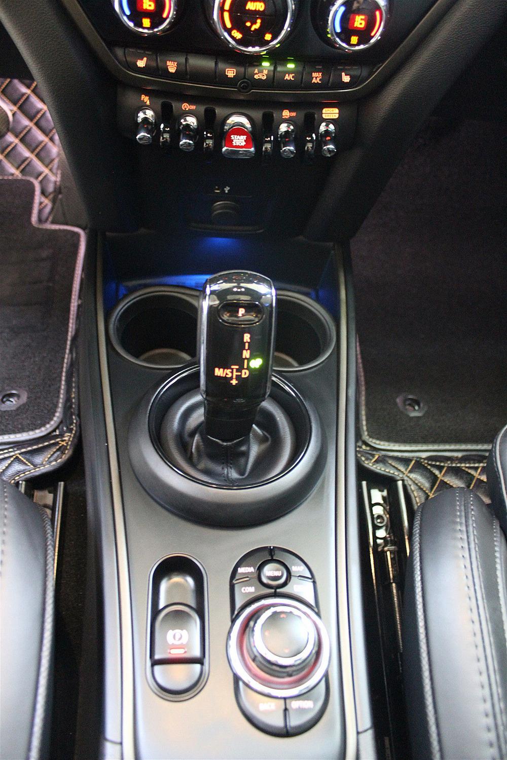 Mini Countryman Раздел 2023 2.0T COOPER S ALL4 留白 Special edition – фото 13