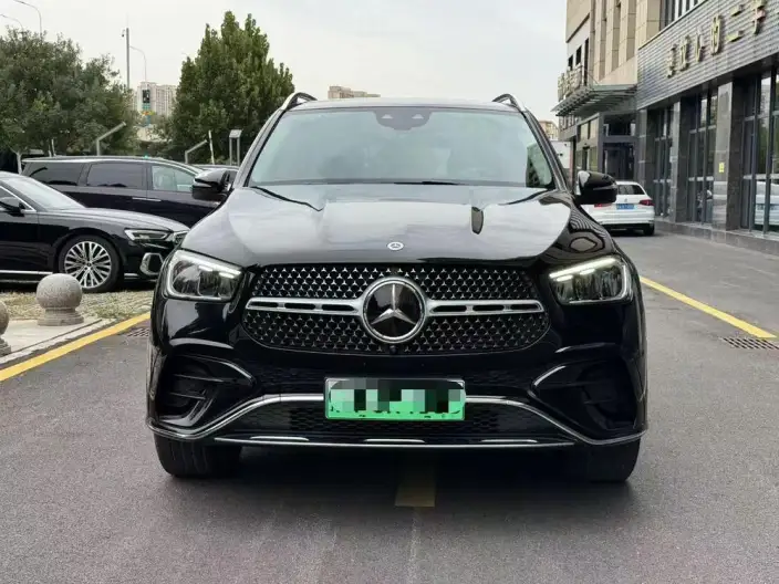 Mercedes-Benz GLE PHEV 2024 Model GLE 400e 4MATIC – фото 2