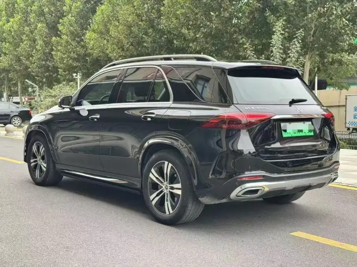 Mercedes-Benz GLE PHEV 2024 Model GLE 400e 4MATIC – фото 4