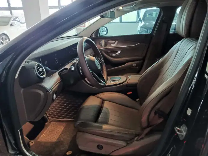 Mercedes-Benz E-Class 2022 Model Facelift II E 300 L Luxury Model sedan – фото 8