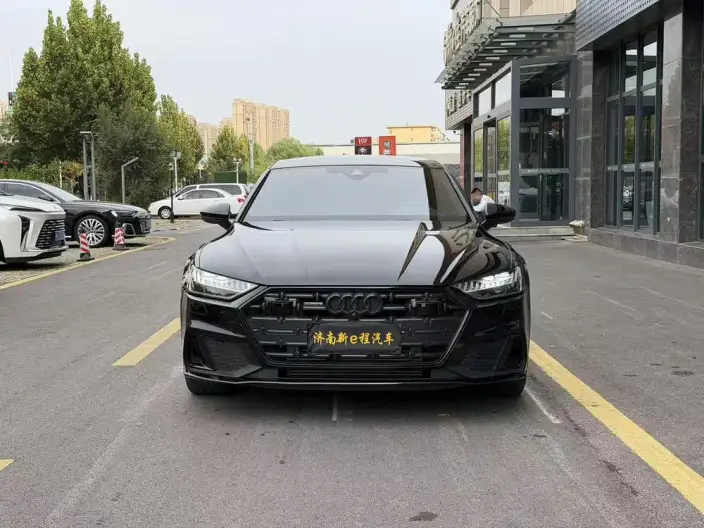 Audi A7 L 2024 Model 45 TFSI quattro Black Samurai Edition – фото 2