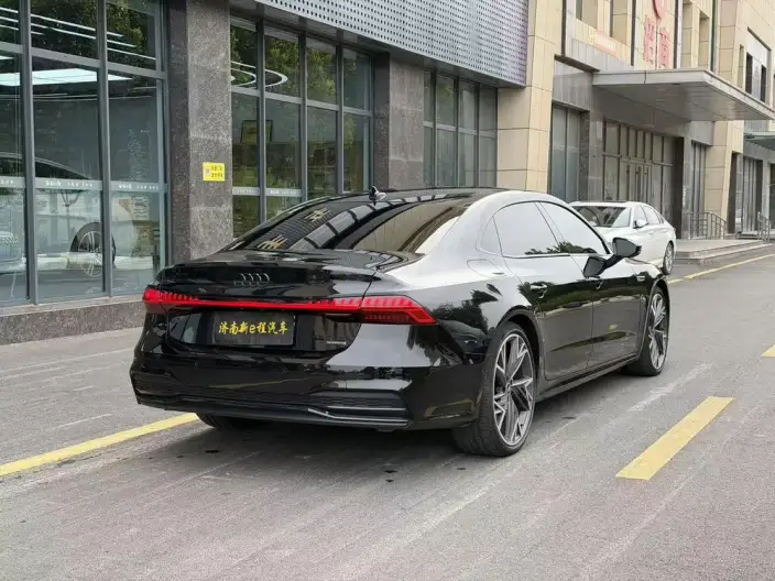 Audi A7 L 2024 Model 45 TFSI quattro Black Samurai Edition – фото 6