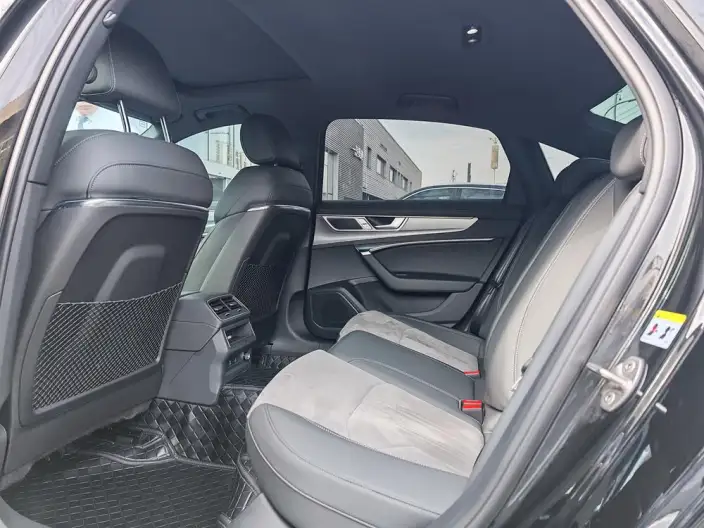Audi A6L 2024 Model 40 TFSI Luxury Dynamic Model – фото 9