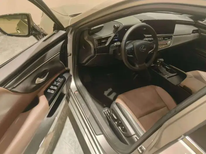 Lexus ES 2022 Model 200 Superior Edition – фото 9