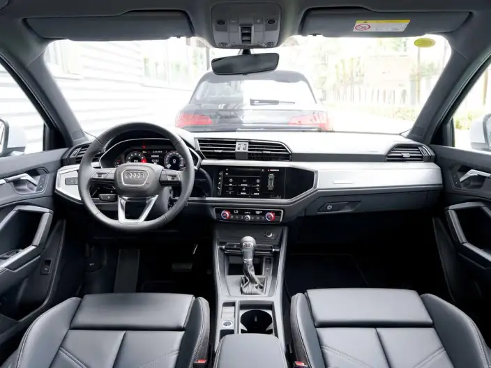 AUDI Q3 2024 Model 35 TFSI Enterprising Dynamic Model – фото 8