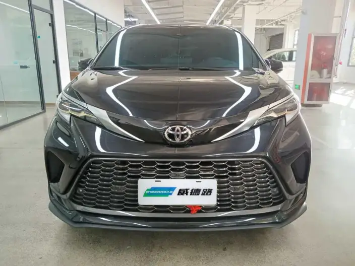 Granvia 2024 Model Intelligent Hybrid 2.5L 2WD Noble PLUS Edition – фото 2