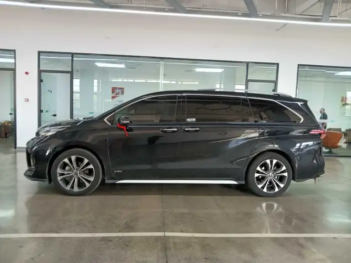 Granvia 2024 Model Intelligent Hybrid 2.5L 2WD Noble PLUS Edition – фото 3
