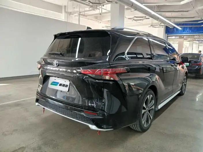 Granvia 2024 Model Intelligent Hybrid 2.5L 2WD Noble PLUS Edition – фото 6