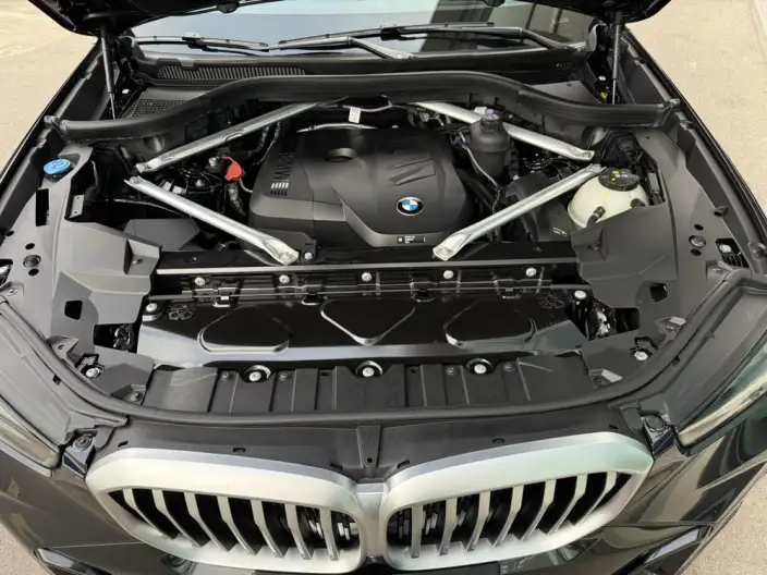 BMW X5 2025 Model xDrive30Li Exclusive Model M Sports Night Set – фото 6