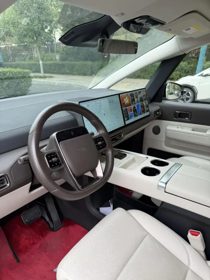 Li Auto MEGA 2024 Model Ultra Edition – фото 6