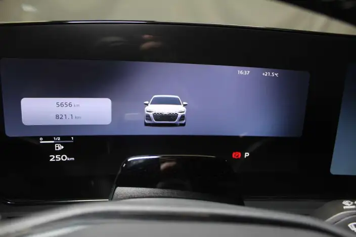 Audi A6L 2026 Model 2.0T quattro Exclusive Model – фото 9